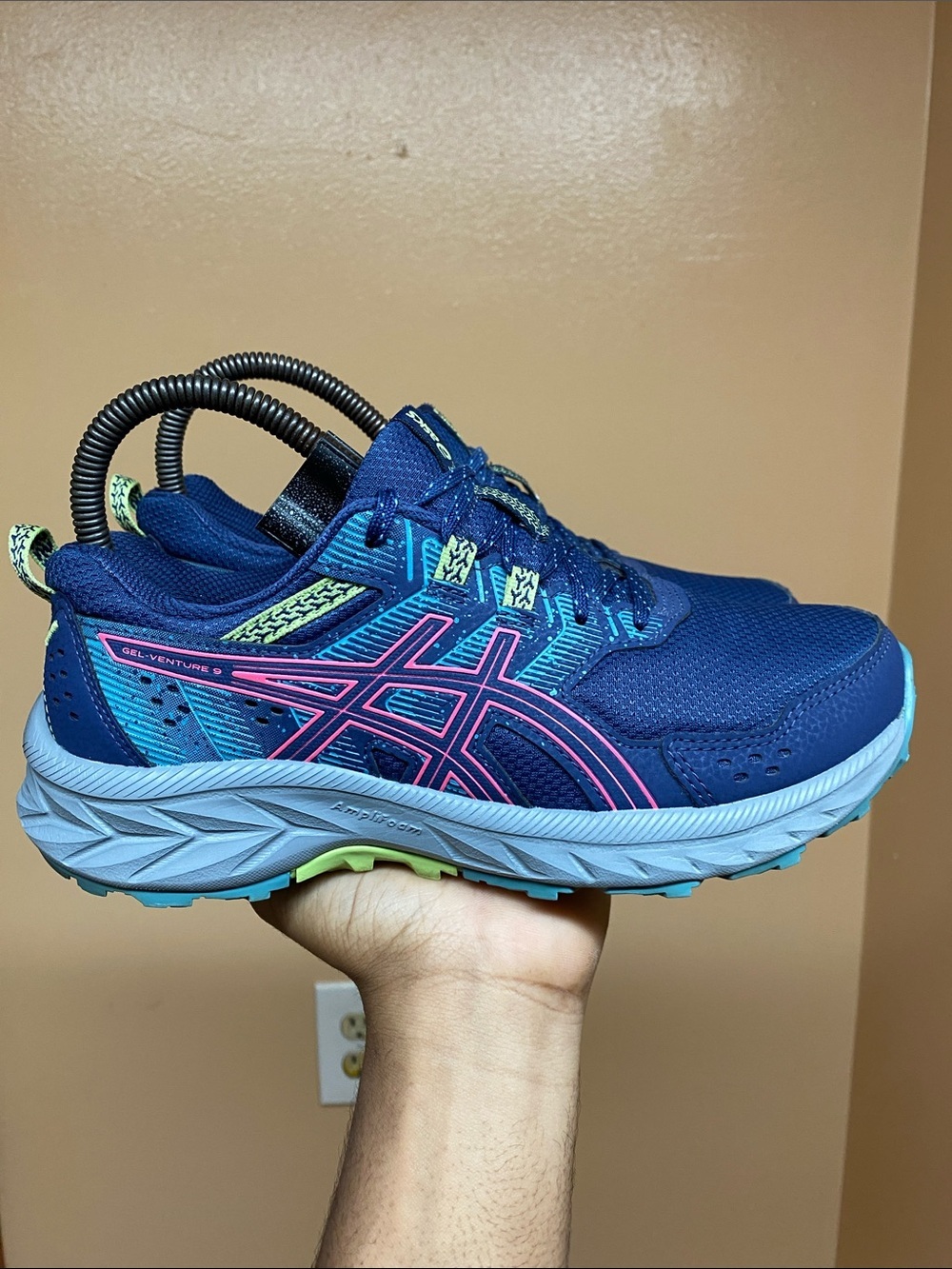ASICS Gel-Venture 9 Women’s Trail Running  Sneakers “Deep Ocean Hot Pink” 6.5